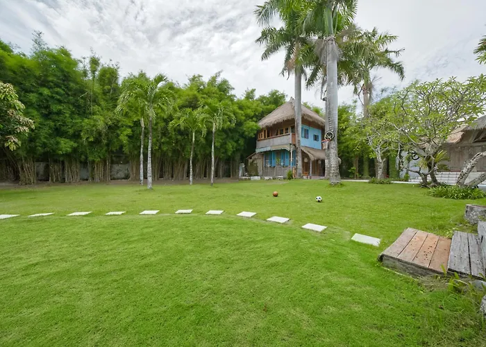 Villa Kalis, 10br, Sleeps 24, Perfect For Groups, Value Seminyak (Bali)