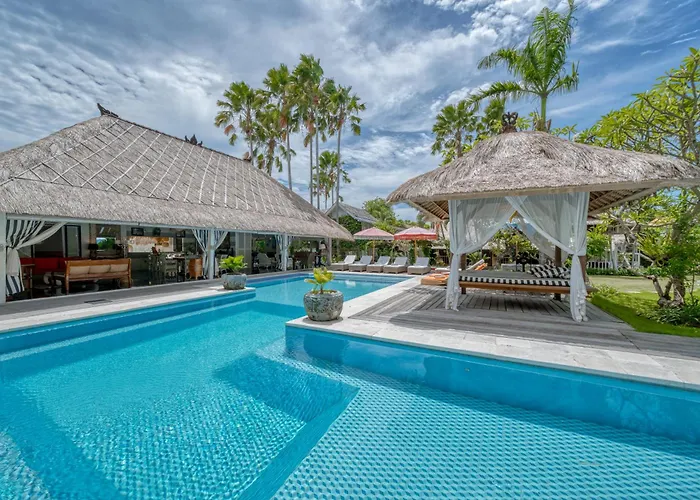 Villa Kalis, 10br, Sleeps 24, Perfect For Groups, Value *