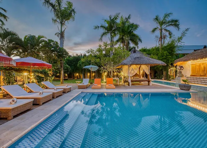 Kalis, 10br, Sleeps 24, Perfect For Groups, Value * Seminyak (Bali)