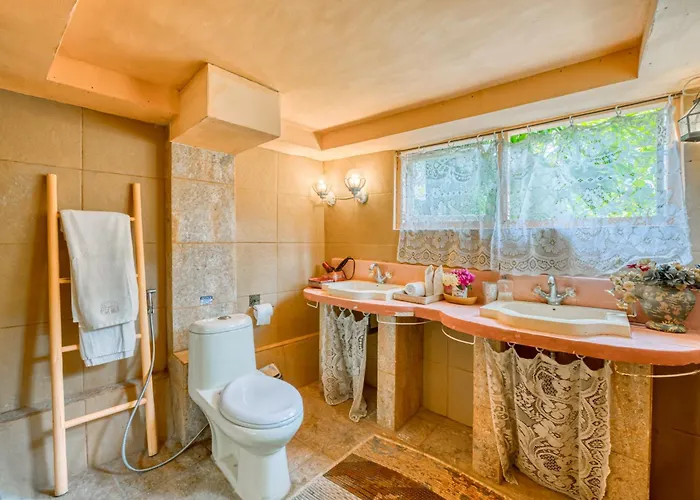 Kalis, 10br, Sleeps 24, Perfect For Groups, Value Villa Seminyak (Bali)