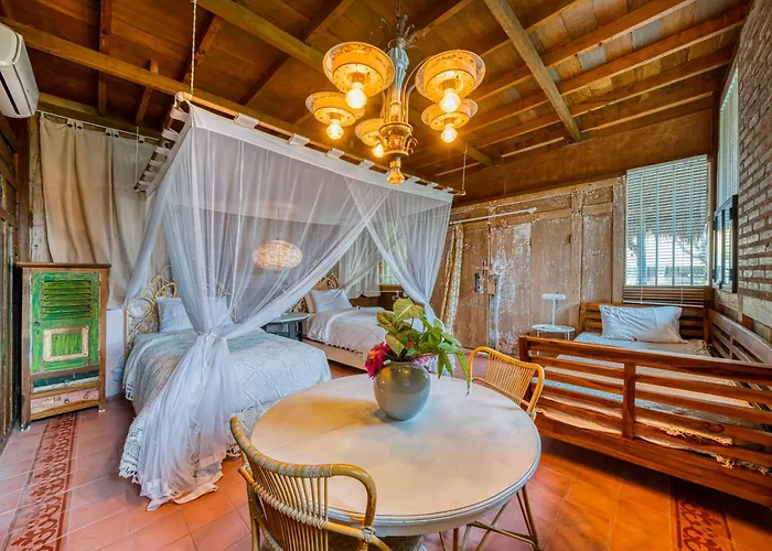 Kalis, 10br, Sleeps 24, Perfect For Groups, Value * Seminyak (Bali)