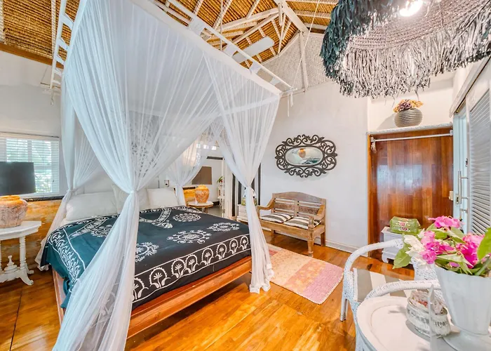 Villa Kalis, 10br, Sleeps 24, Perfect For Groups, Value *