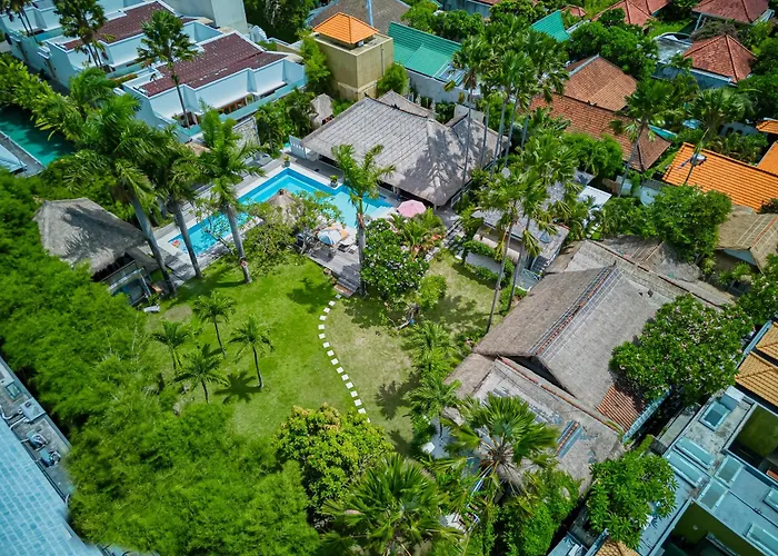 Villa Kalis, 10br, Sleeps 24, Perfect For Groups, Value Seminyak (Bali)