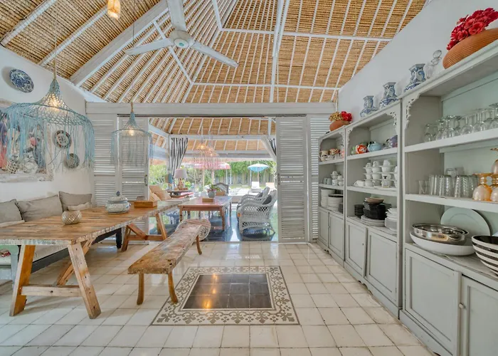 Villa Kalis, 10br, Sleeps 24, Perfect For Groups, Value